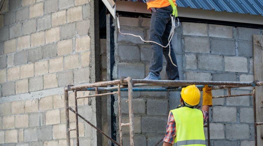 Expert new roof installation services in West York, IL